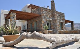 The Hill Top House In Kea
